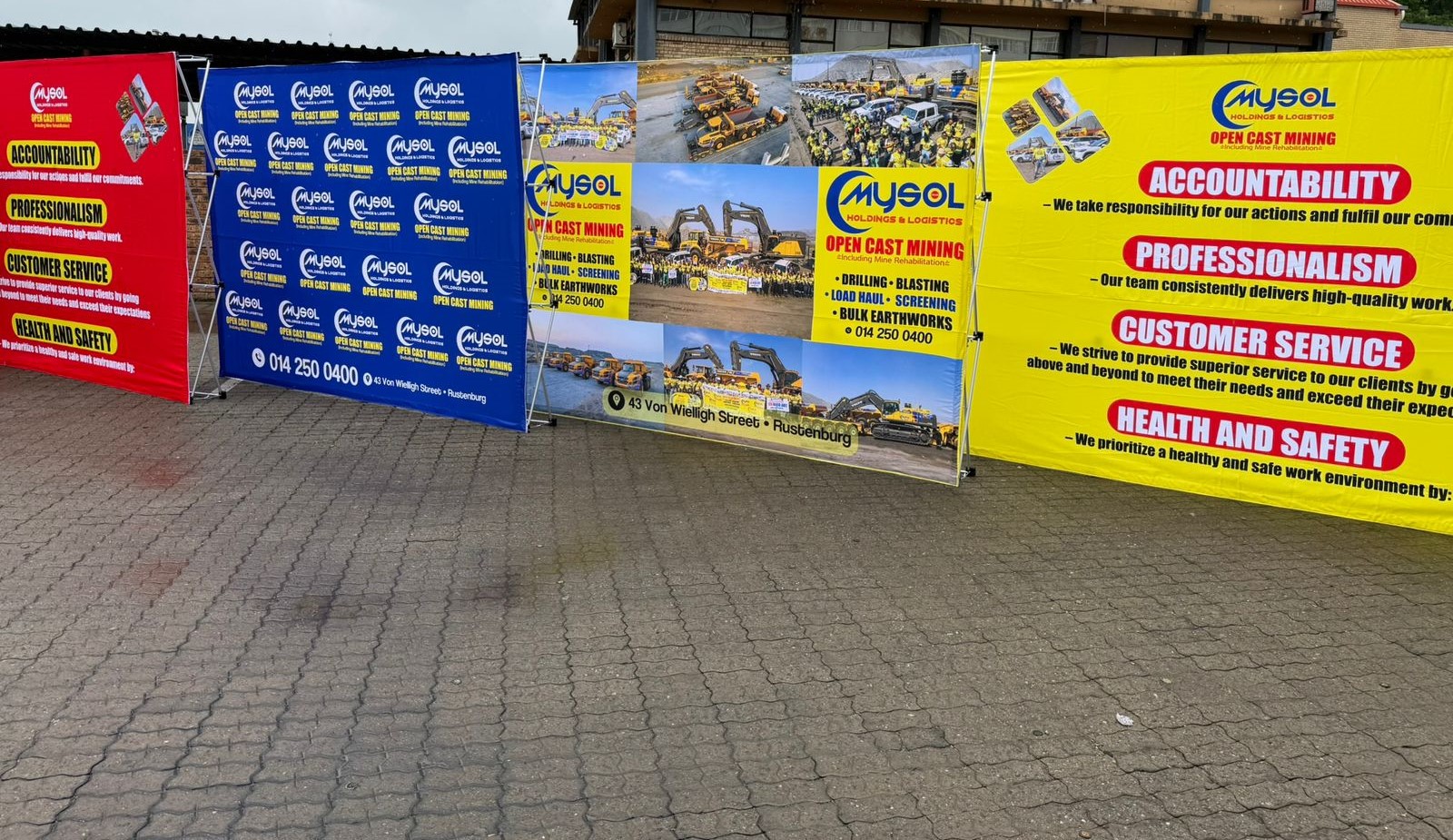 Large Format Printing - Custom Event Banners by GT Designs SA